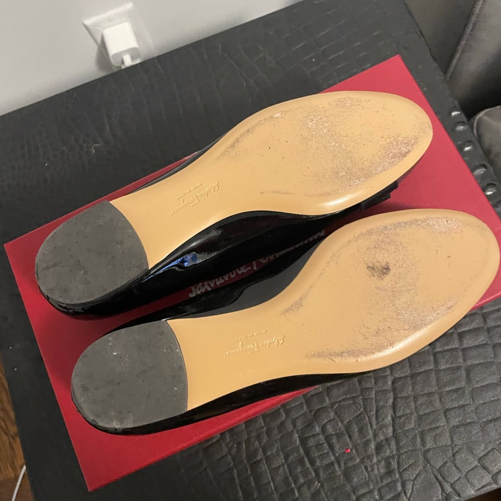 Authentic VARINA Salvatore Ferragamo flats